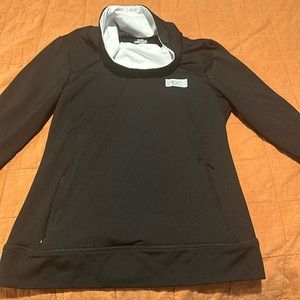 Women’s Medium Victoria Secret Black Pull over